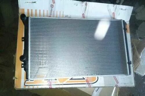 Радиатор шкода октавия а5 1. 1k0121251br vag. Радиатор охлаждения шкода а5. Радиатор охлаждения шкода а5. Радиатор шкода октавия а5.