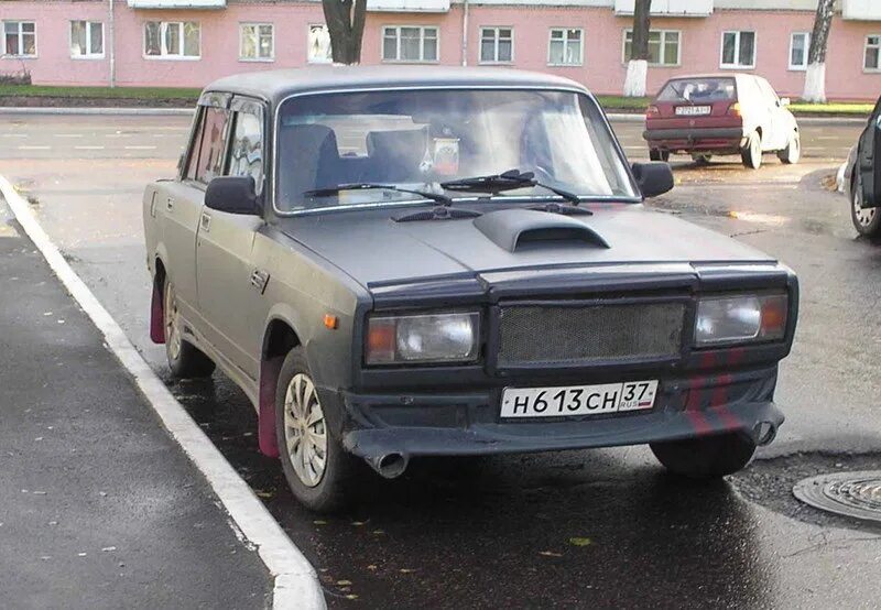 Белорус тюнинг авто. Белорусский электромобиль. Джили беларусь. Электромобиль спорткар. Машина по белорусски.