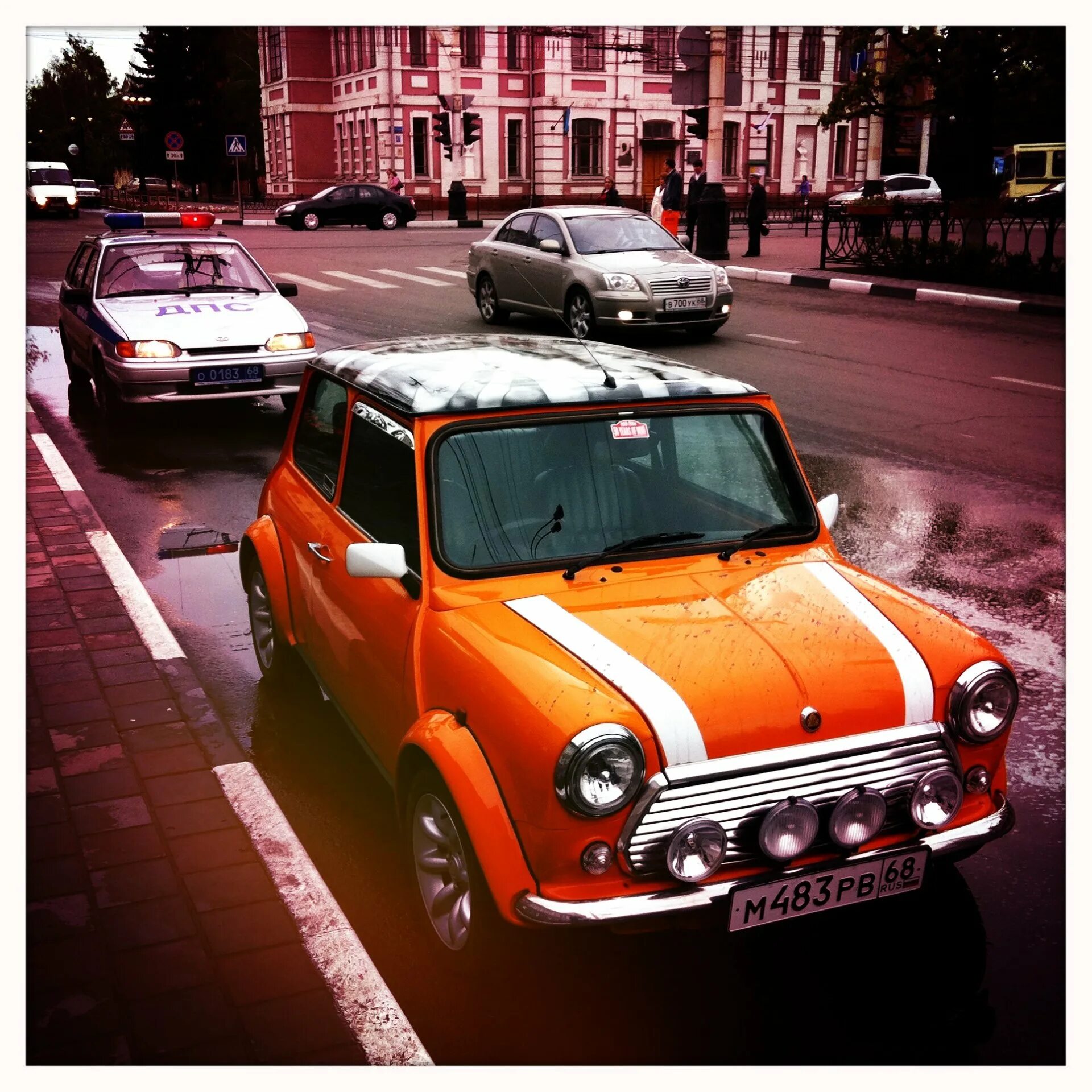 Соседская машина. Rover Mini 1993 Tuning. Смежные авто. Автомобили смежные. Iride Rover Mini.