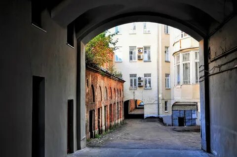 Дворик 6
