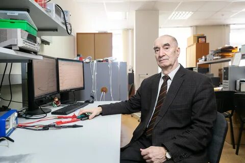 Специалисты профессора