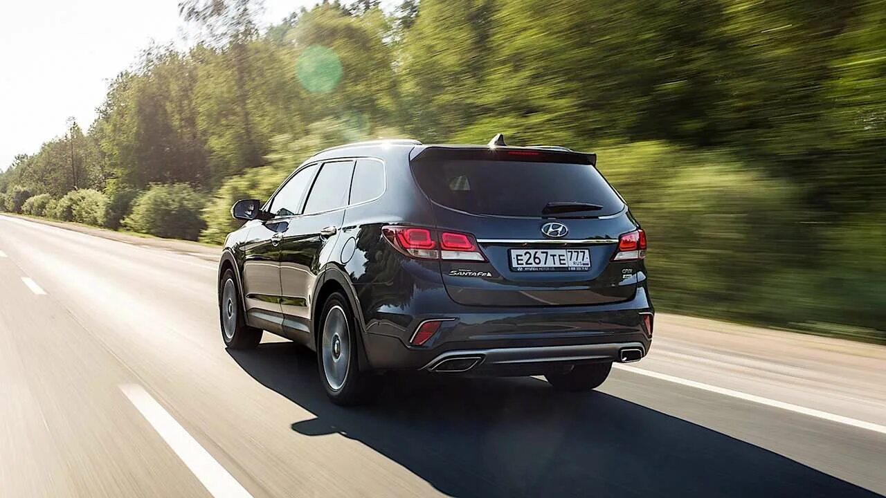 Тест драйв хендай санта фе. Hyundai Grand SANTAFE. Хендай Гранд Санта Фе 2017. Грант Хендай Гранд Санта Фе. Хендай Гранд Санта Фе 2015.