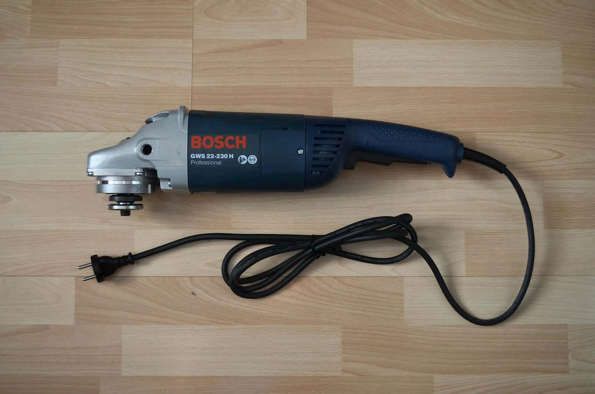 Купить bosch 230. Bosch 22-230h. GWS 22-230 H. Болгарка Bosch 22-230h. Болгарка бош 230.