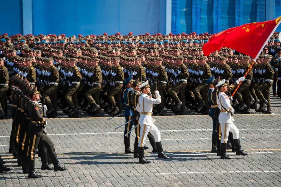 Какова парад. Парад Победы 2015. Парад Победы 2015 в Москве. Парад Победы 1993. Техника на параде Победы 2015.