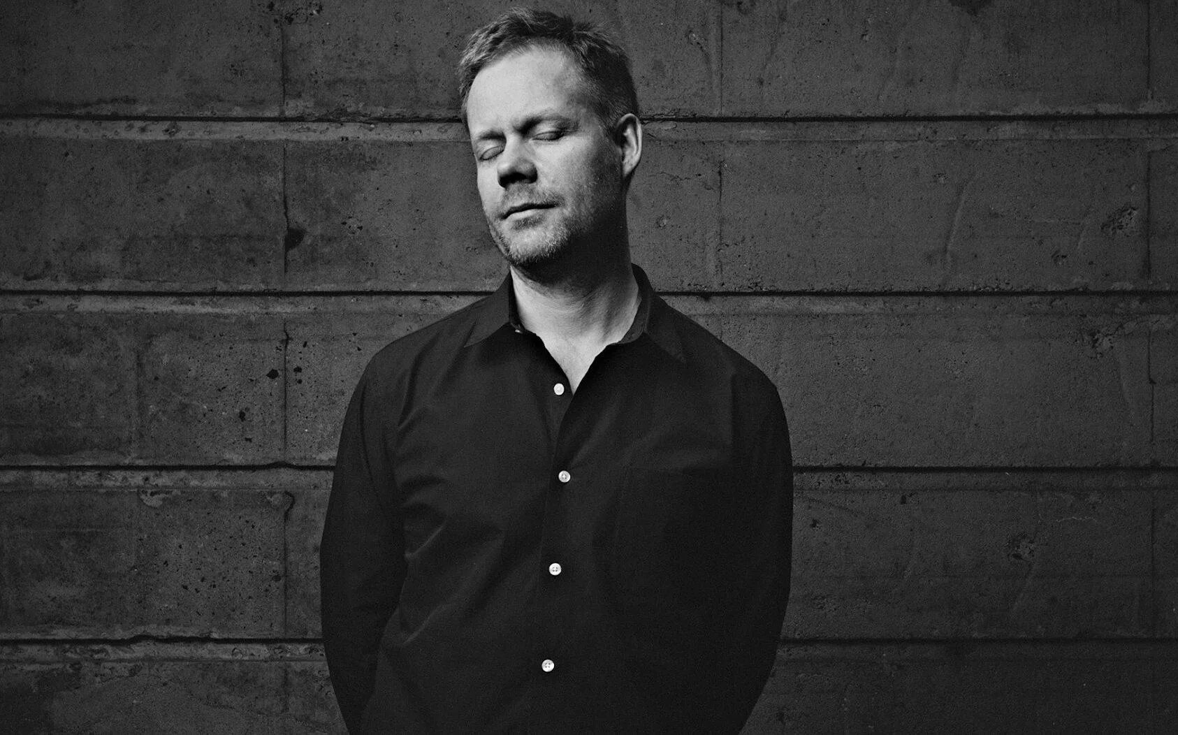 Max richter path. Макс рихтер. макс рихтер композитор. макс рихтер 2025. макс рихтер (max richter) «recomposed».