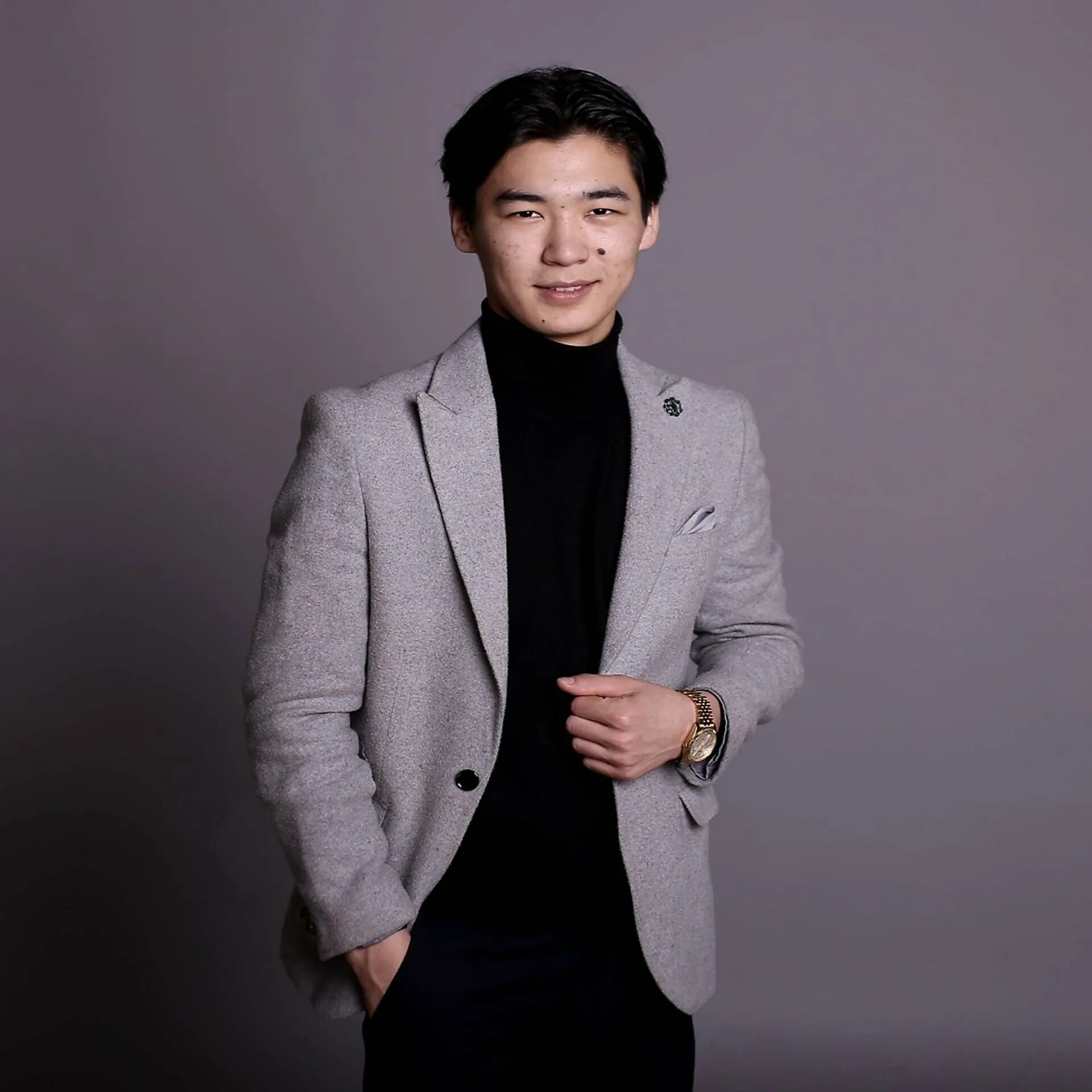 Текст песни девочка из города караганда. Девочка из караганда. Песни девочка из города караганда. Песня девочка города караганда. Караганда девушки.