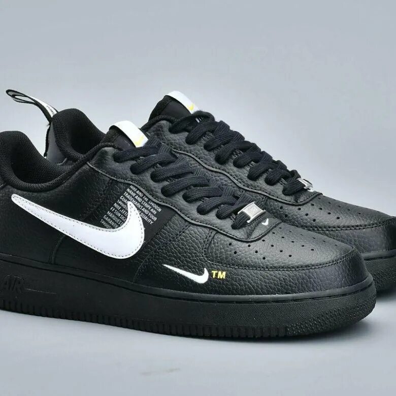 Nike af1 черные. Nike Air Force 1 черные. Nike Air Force 1 Utility Black. Nike Air af1 82 черные.