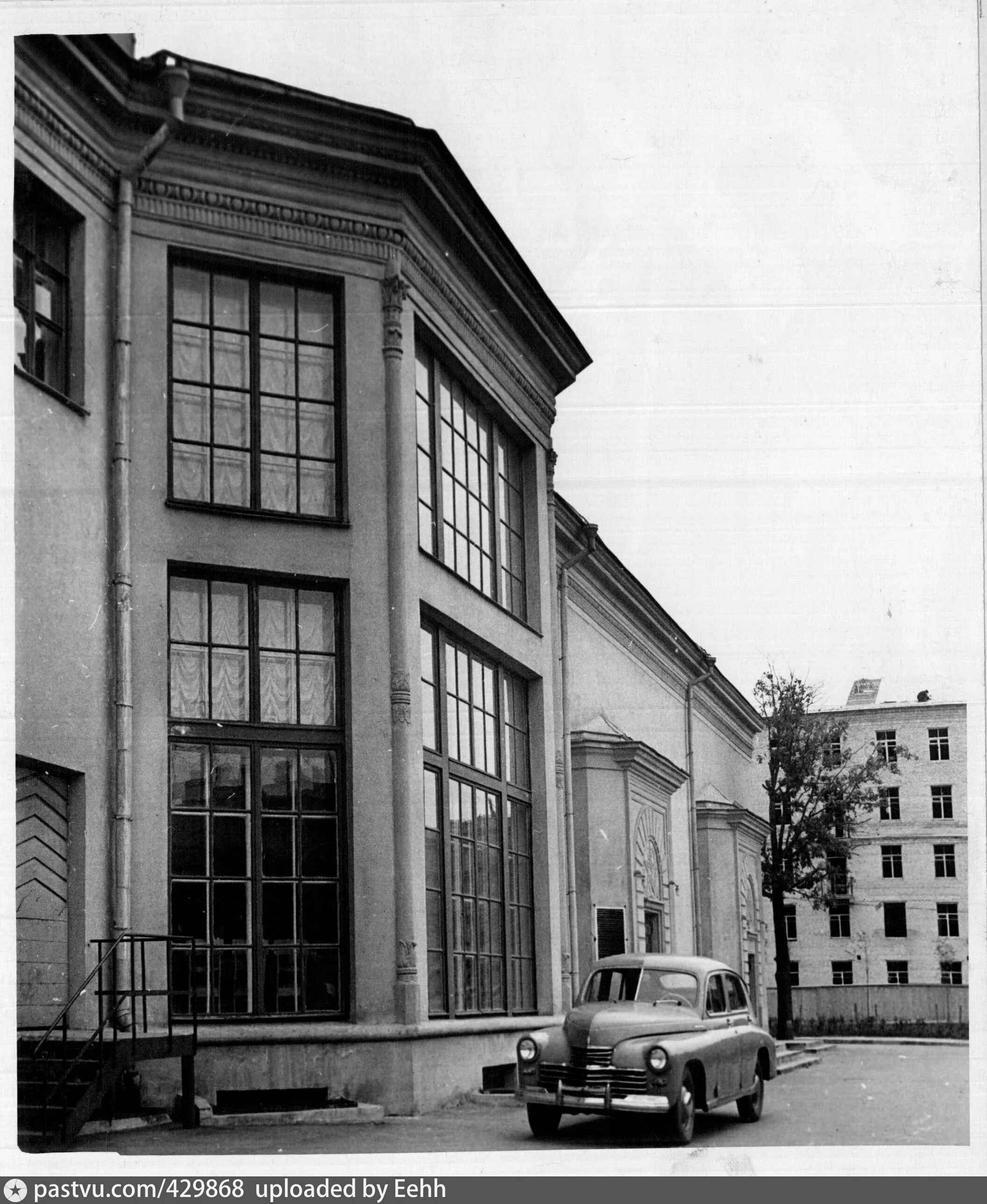Бывший кинотеатр энтузиаст. Кинотеатр в перово 1960 год.