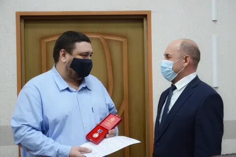 В лице председателя