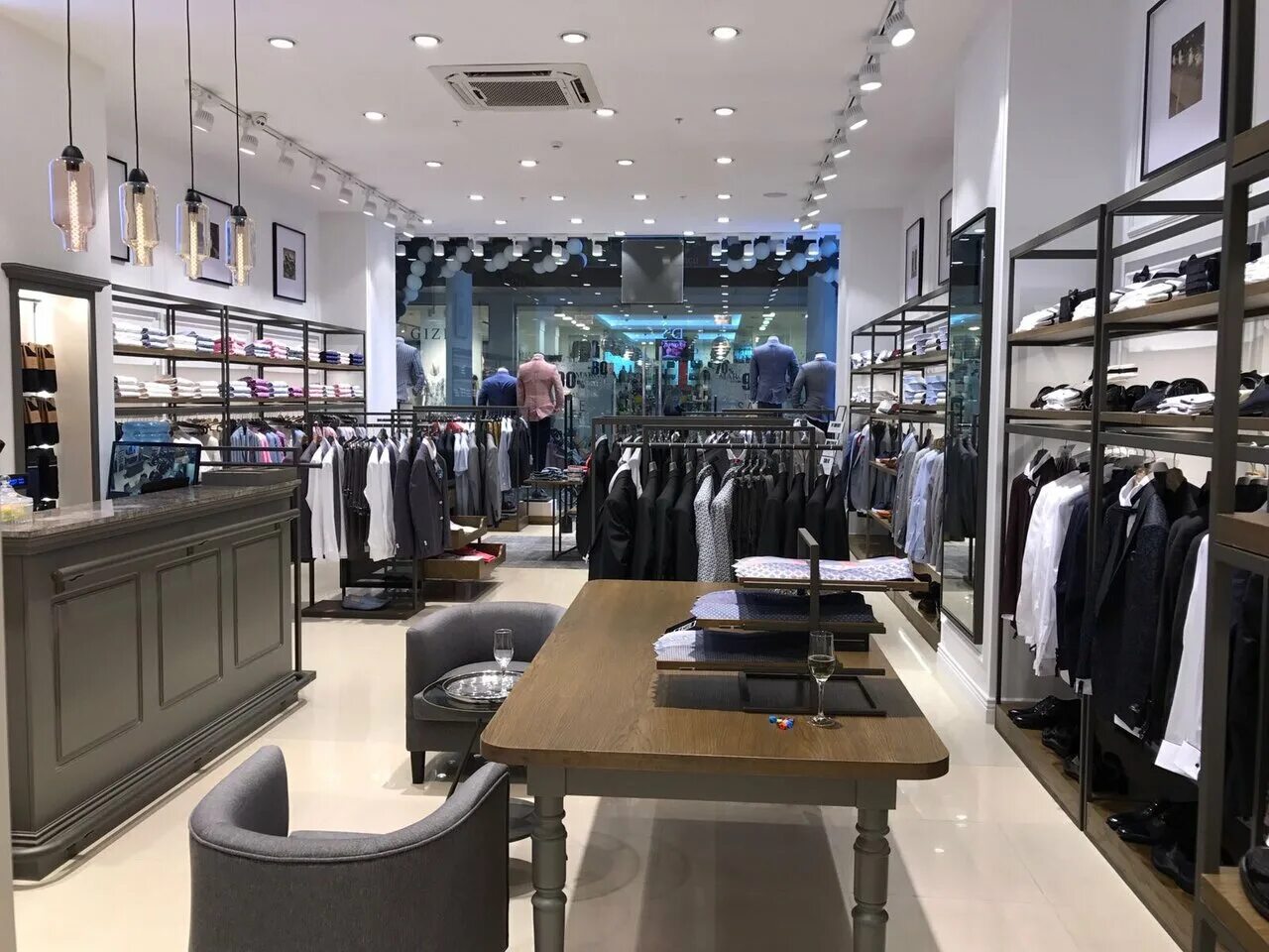 Damat tween мужская одежда. Dc shoes кофта мужская. Сценические костюмы для мужчин. Одежда дамат. Модные мужские образы весна 2021.