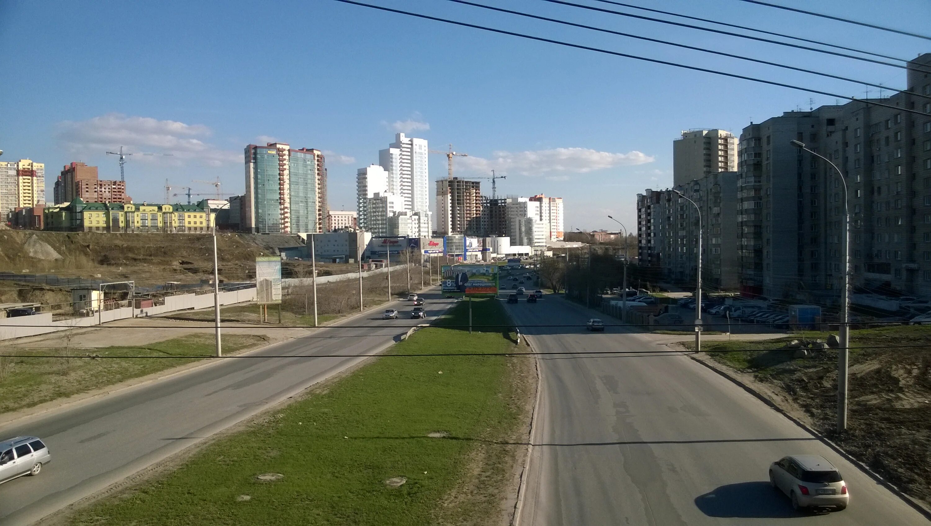 Магистральная 7 новосибирск. Город новосибирск улица проспект красный. Вокзальная магистраль новосибирск. Красный проспект новосибирск летом. Магистральная улица в новосибирске.
