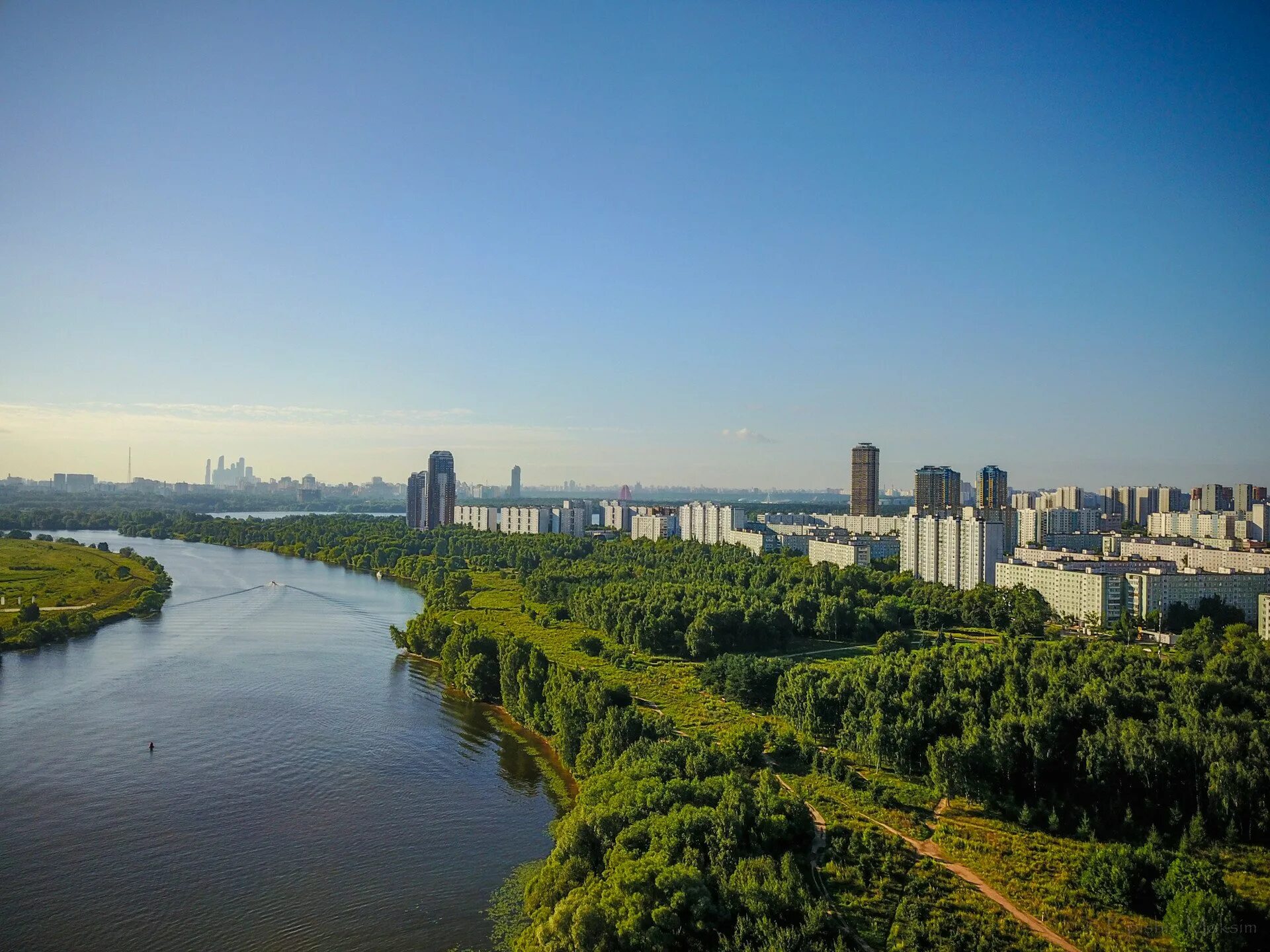 Россия москва строгино. Строгино парк. Москва район Строгино парк. Щукинский парк Строгино. Москва река Строгино.