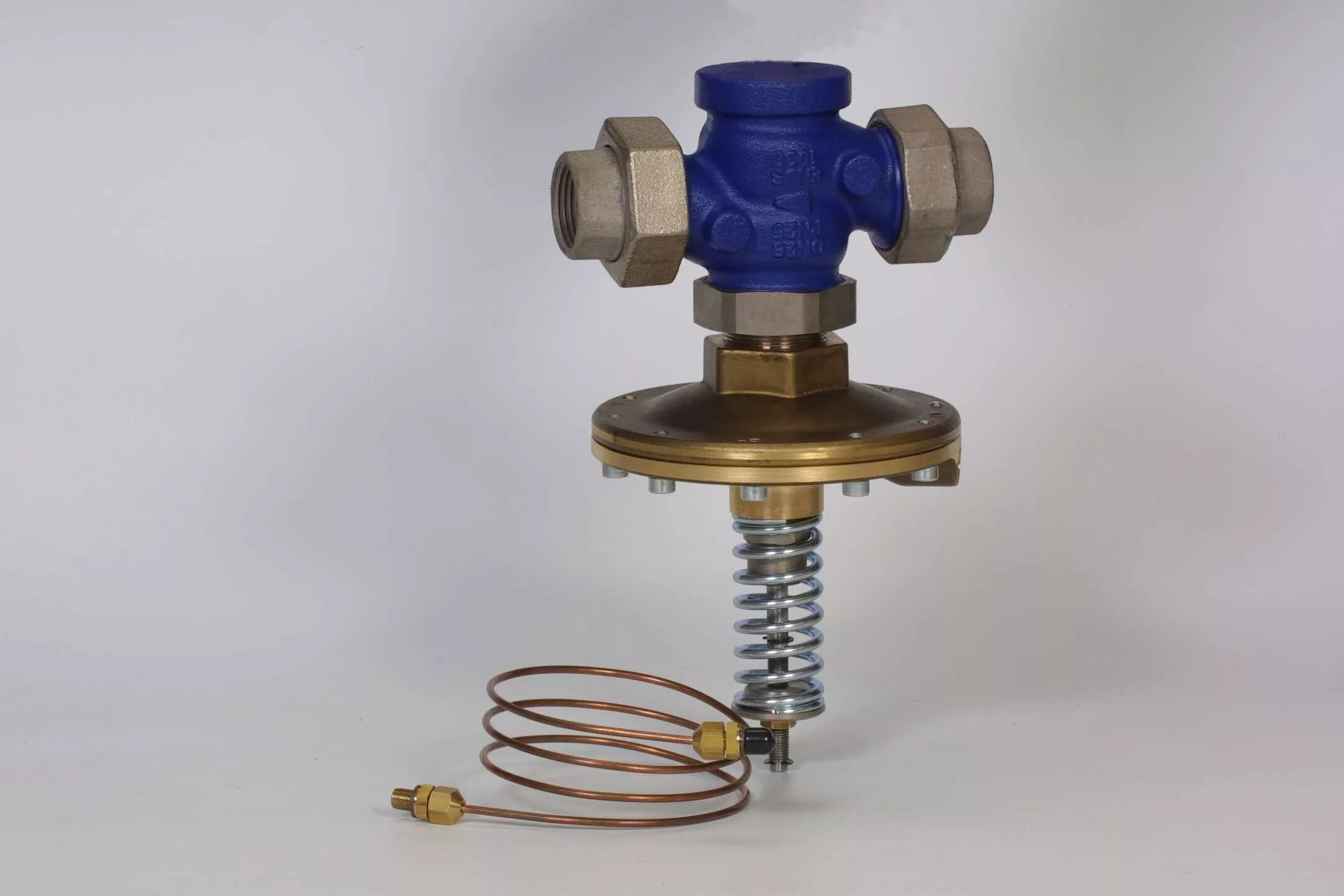 Дифманометр схема подключения. Схема подключения дифманометра для вентиляции. Схема установки для измерения расхода воздуха. Датчик перепада давления воздуха для вентиляции схема подключения. Установка перепада давления.