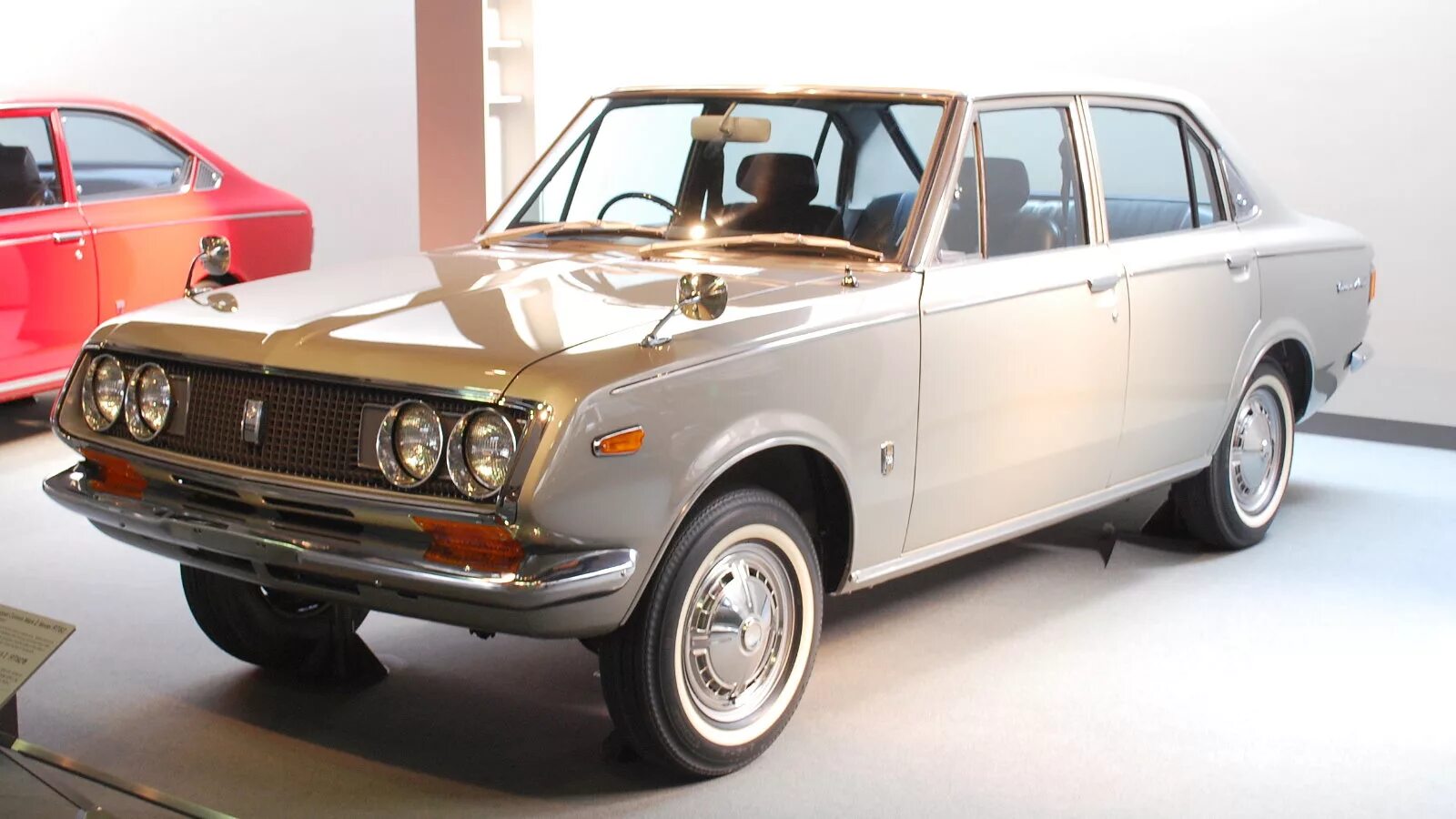 Toyota Mark 2 1968. Toyota Corona Mark II 1968. Тойота Corona Mark 2. Первое поколение автомобилей
