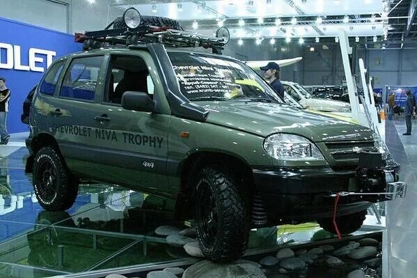 Работа шеви. Шевроле Нива трофи. Нива Шевроле 21. Chevrolet Niva Trophy (Шевроле Нива трофи). Niva Chevrolet Trophy шноркель.