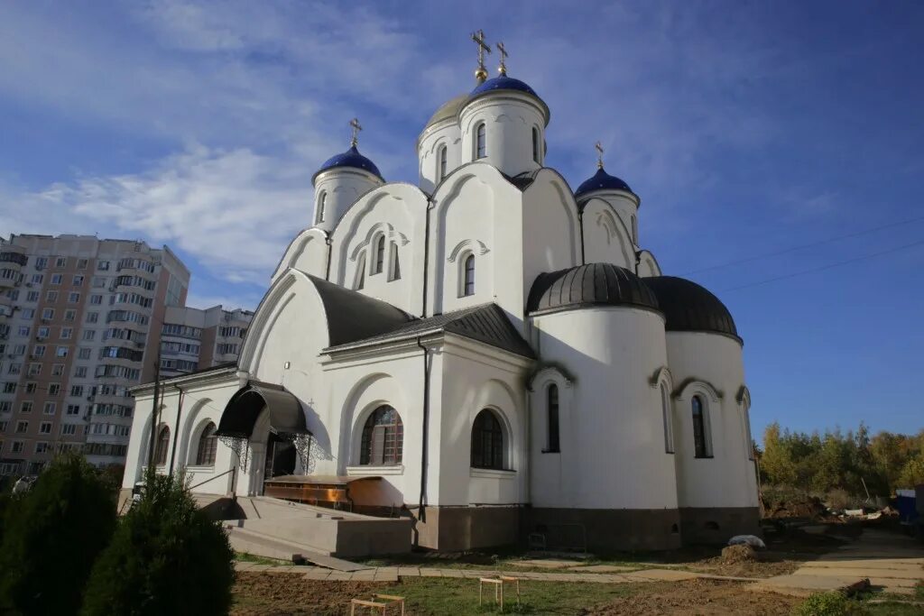 введение во храм пресвятой богородицы южное бутово. храм введения богородицы в южном бутово. храм владимирской иконы божией матери в бутово. введение во храм пресвятой богородицы южное бутово. введенский храм в южном бутово.