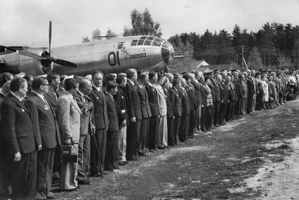 Центральный музей ввс. Центральный музей ввс в монино. Монинский ордена ленина камвольный комбинат. Музей монино ангар. A 20g boston в монино.