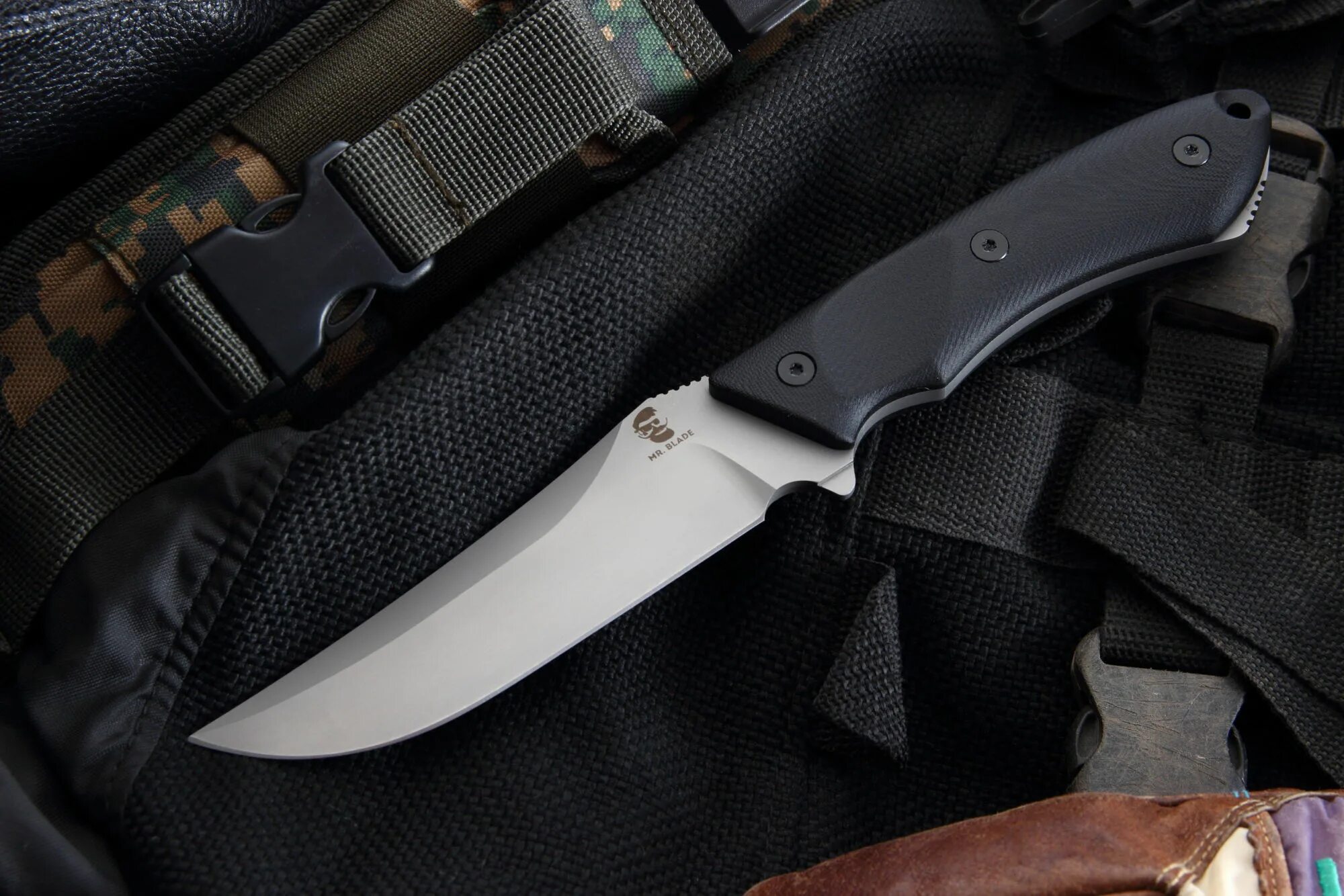 Mr blade bison. Mr-blade - rame black, 9cr14mov steel. Mr blade ht 1. Мр блейд ножи. Blade ножи.