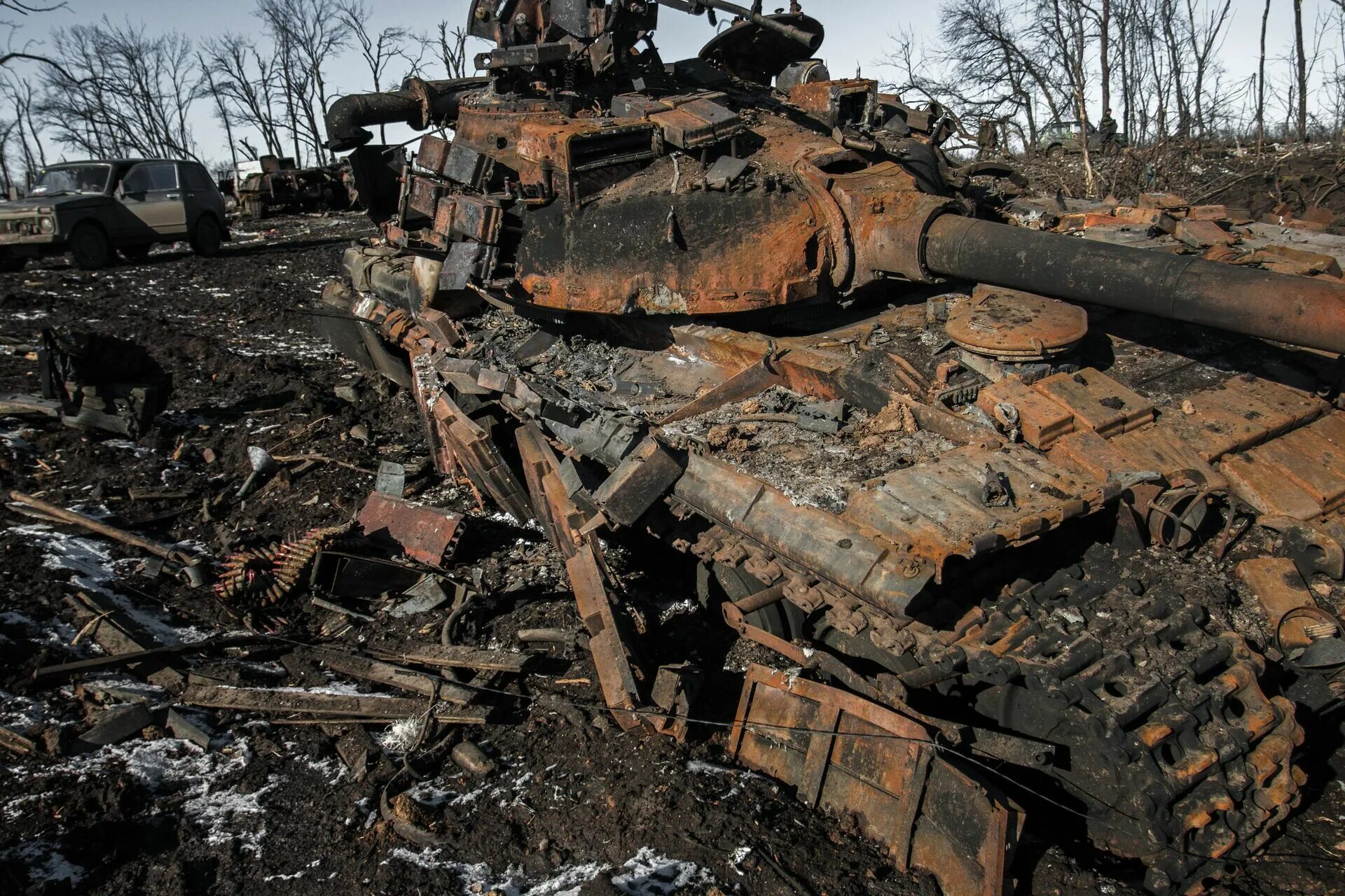 Т 72бм иловайский котёл. Уничтожили завербованного. Уничтоженная российская техника. Уничтожили завербованного. Уничтожили завербованного.