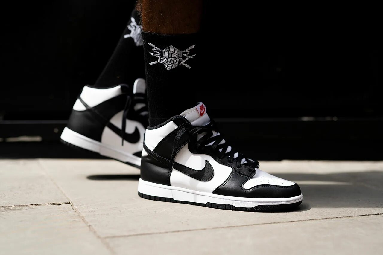 Nike dunk low panda white black. Данки панда найк. Nike dunk panda. Nike high panda. Nike sb dunk low panda.