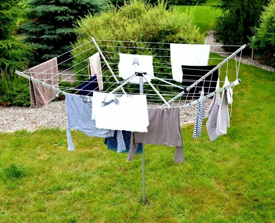 Сушка на улице. Столбы для сушки белья. Сушилка для белья в саду. Сушилка для белья на даче. Сушка на улице.