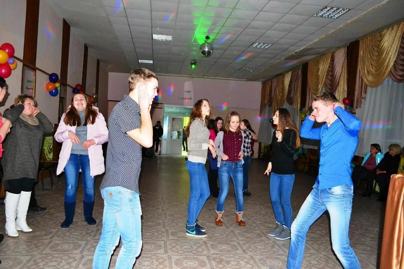 Сельские клубы мероприятия. Вечер отдыха для молодежи. дискотека в сдк. тематическая дискотека. развлекательные мероприятия для молодежи.