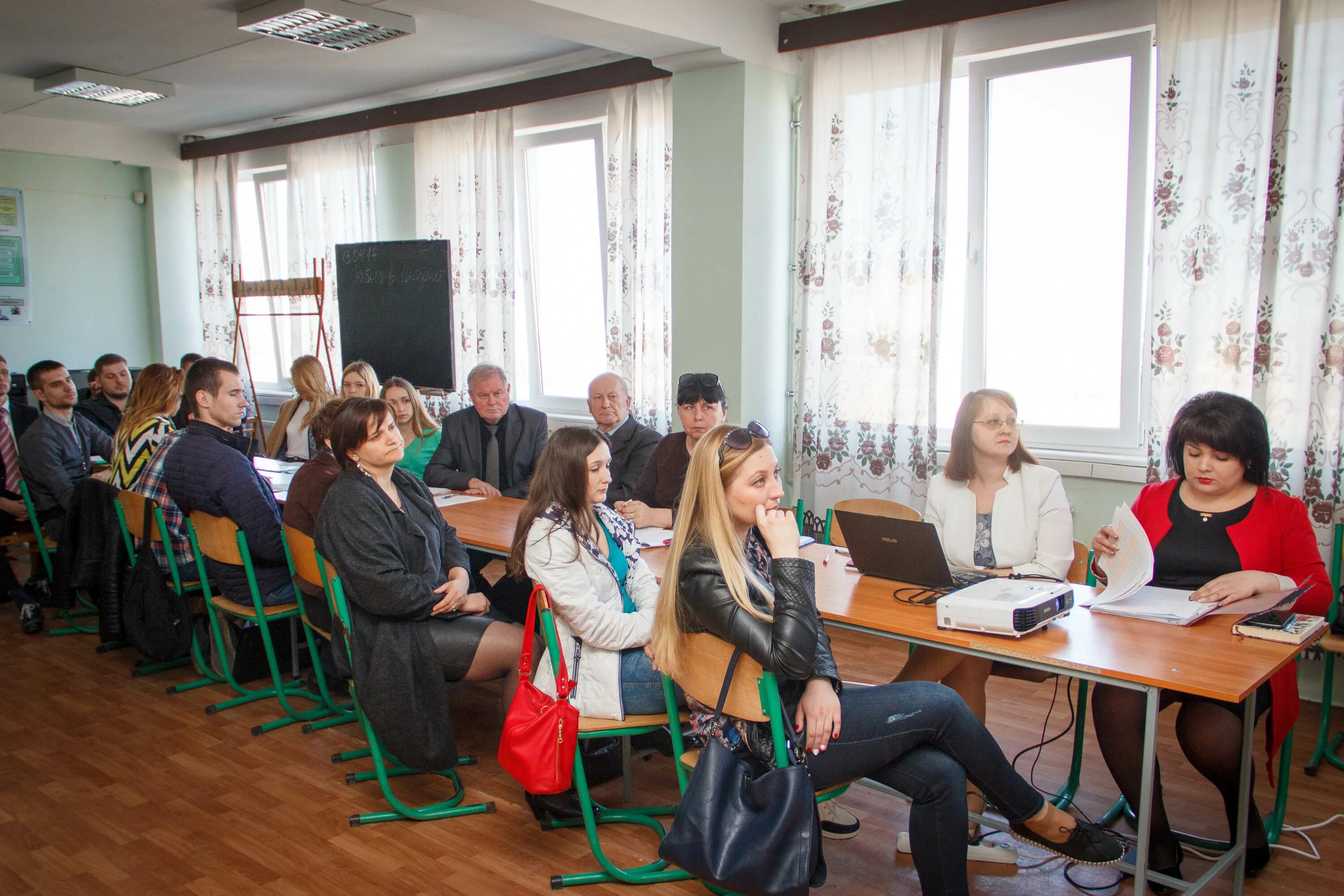 Оово университет экономики и управления, симферополь. Ано видео. Учебный центр фотографии. Ано видео. Ано родной край.