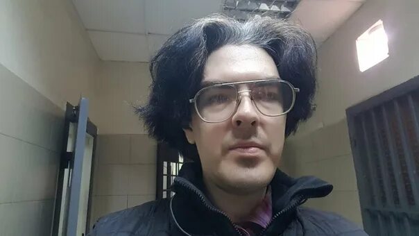 Активист Алексей Поднебесный оспорил в суде принудительную госпитализацию в псих