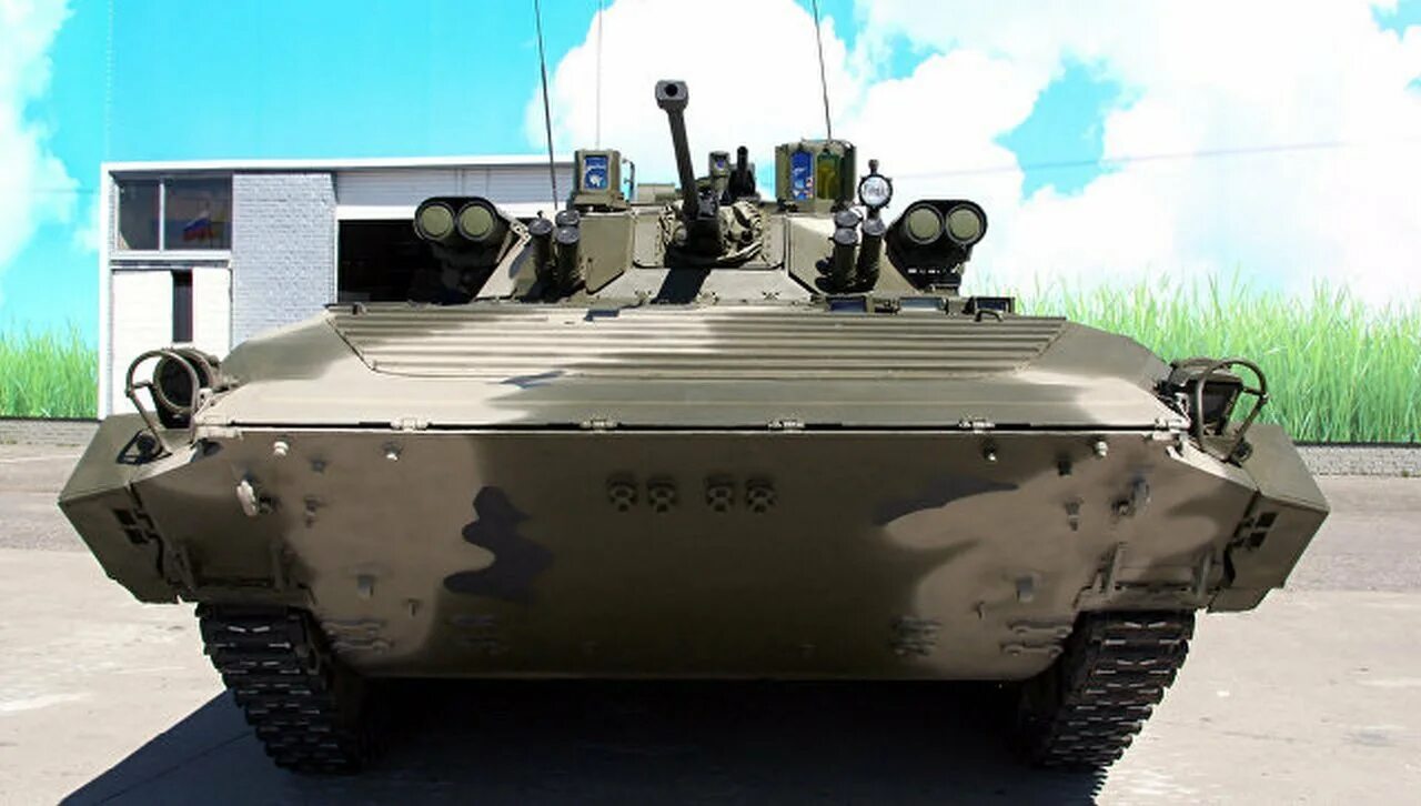 Бмп 2м. Бмп-2м с боевым модулем &quot;бережок&quot;. боевая машина пехоты бмп-2м. бмп-2 бережок. бмп-2м курганмашзавод.
