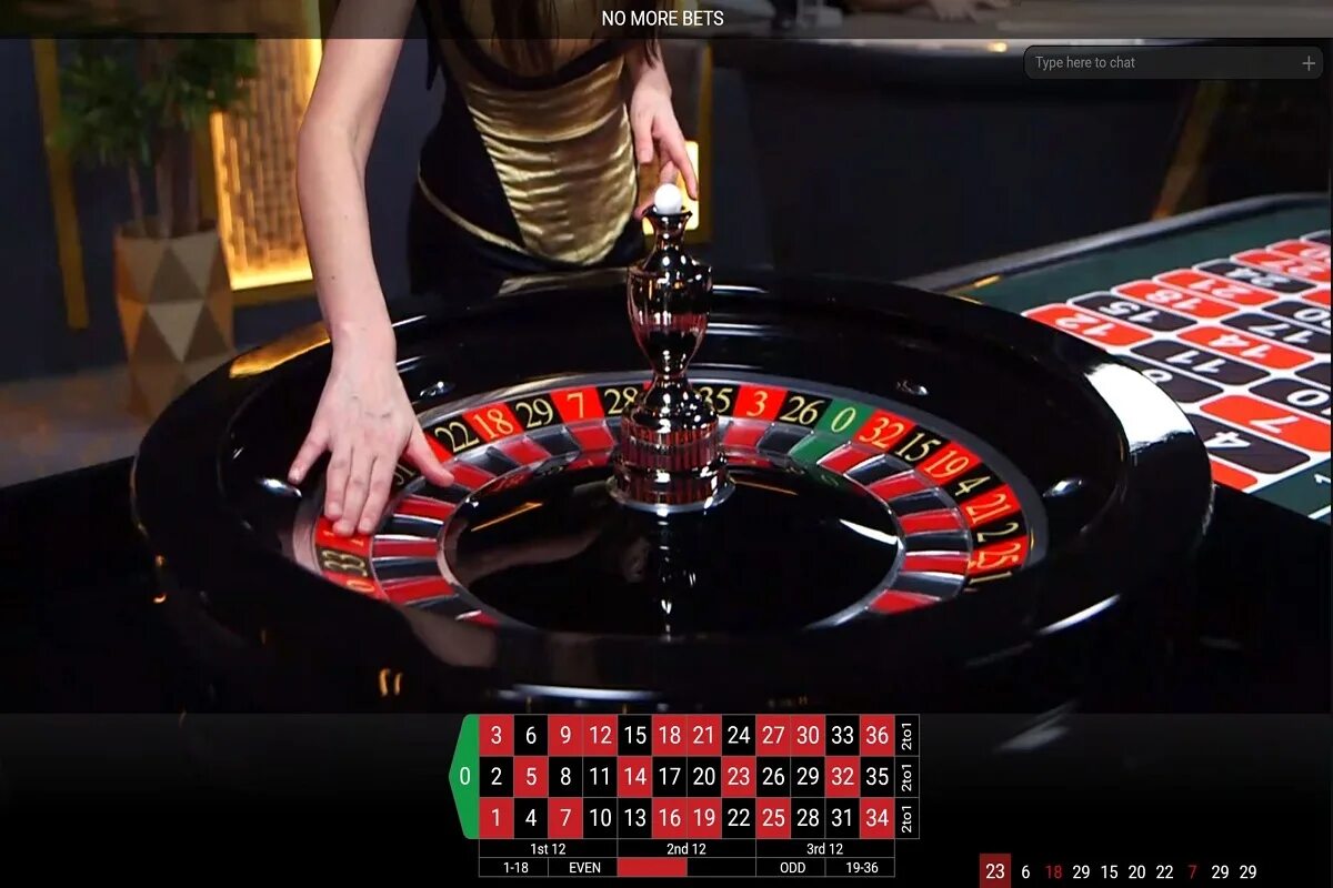 Топ игр рулетки. Live Roulette казино. Live ruletka Живая игра в казино. Рулетка казино стол.