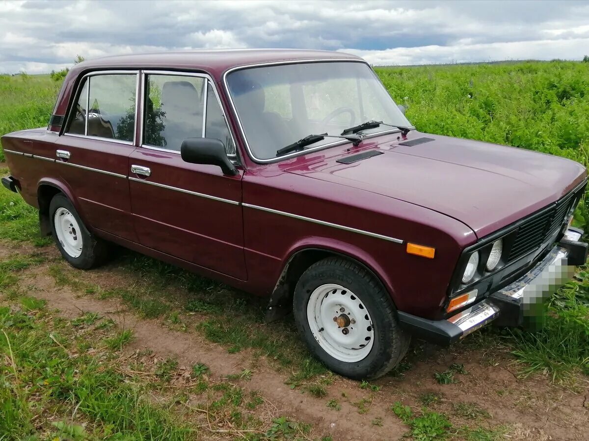 Ваз 2107 2002 года. Ваз 2107 черные штамповки. Жигули ваз 21 0 6. Ваз 2106 зеленая 1996. Диски ваз 2104 синий металлик.