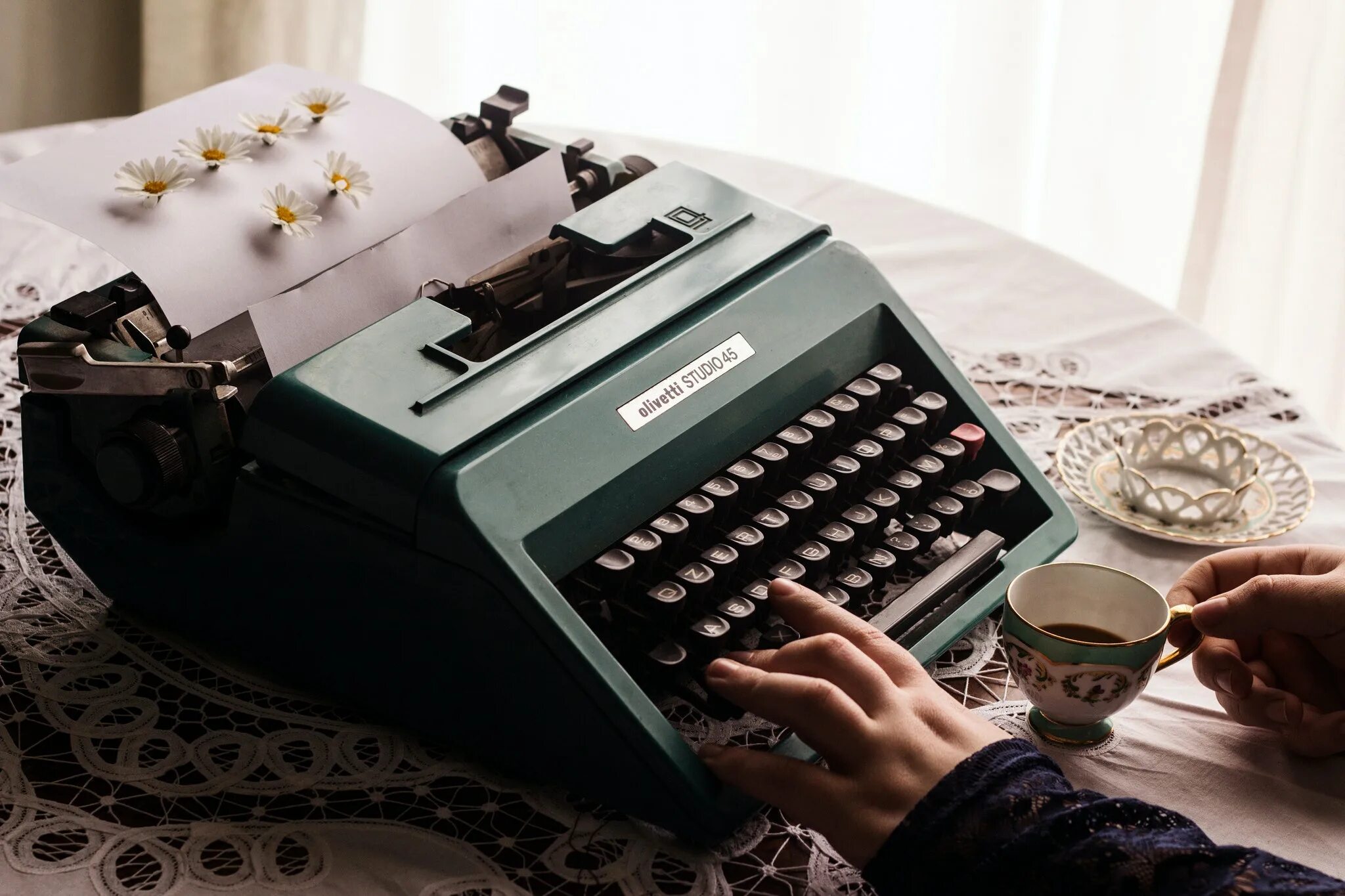 что значит пишущая машинка. что значит пишущая машинка. современная печатная машинка. советская печатная машинка. что значит пишущая машинка.