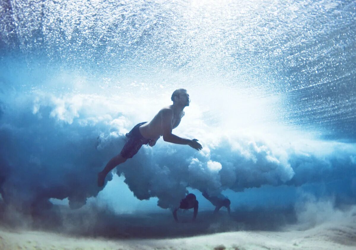 катерина бодрунова katerina bodrunova. женщина в прыжке.