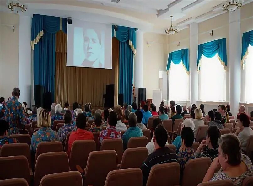 Психоневрологический интернат Волжский. Психоневрологический интернат Волжский набережная. Психоневрологический интернат Волгоград. Старо-Волжский психоневрологический интернат. Интернат волжский