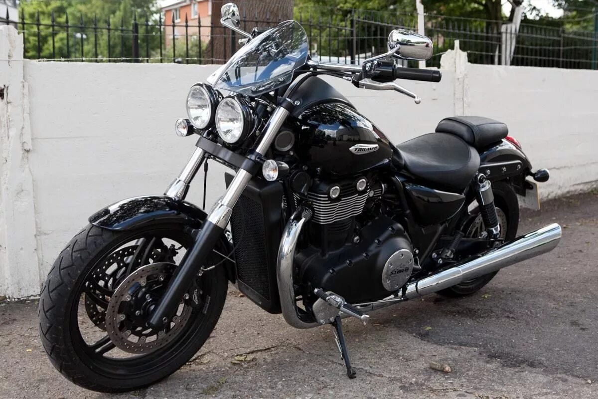 Триумф форум. Triumph thunderbird 1700. triumph thunderbird storm 1700. triumph thunderbird storm. триумф тандерберд 1700.