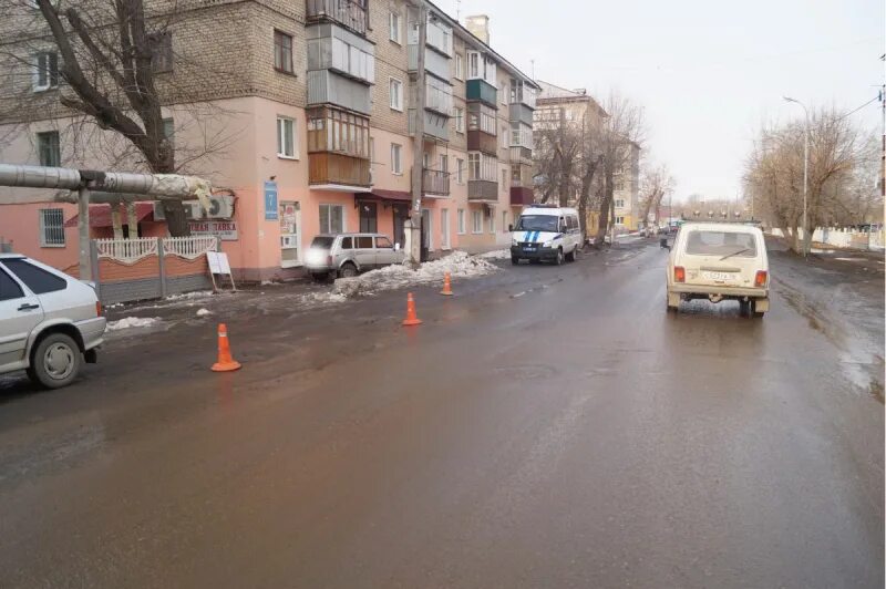 Бр башиловых. Оренбург улица братьев башиловых 6. братьев башиловых 1 оренбург. оренбург улица братьев башиловых 15. улица братьев башиловых оренбург.