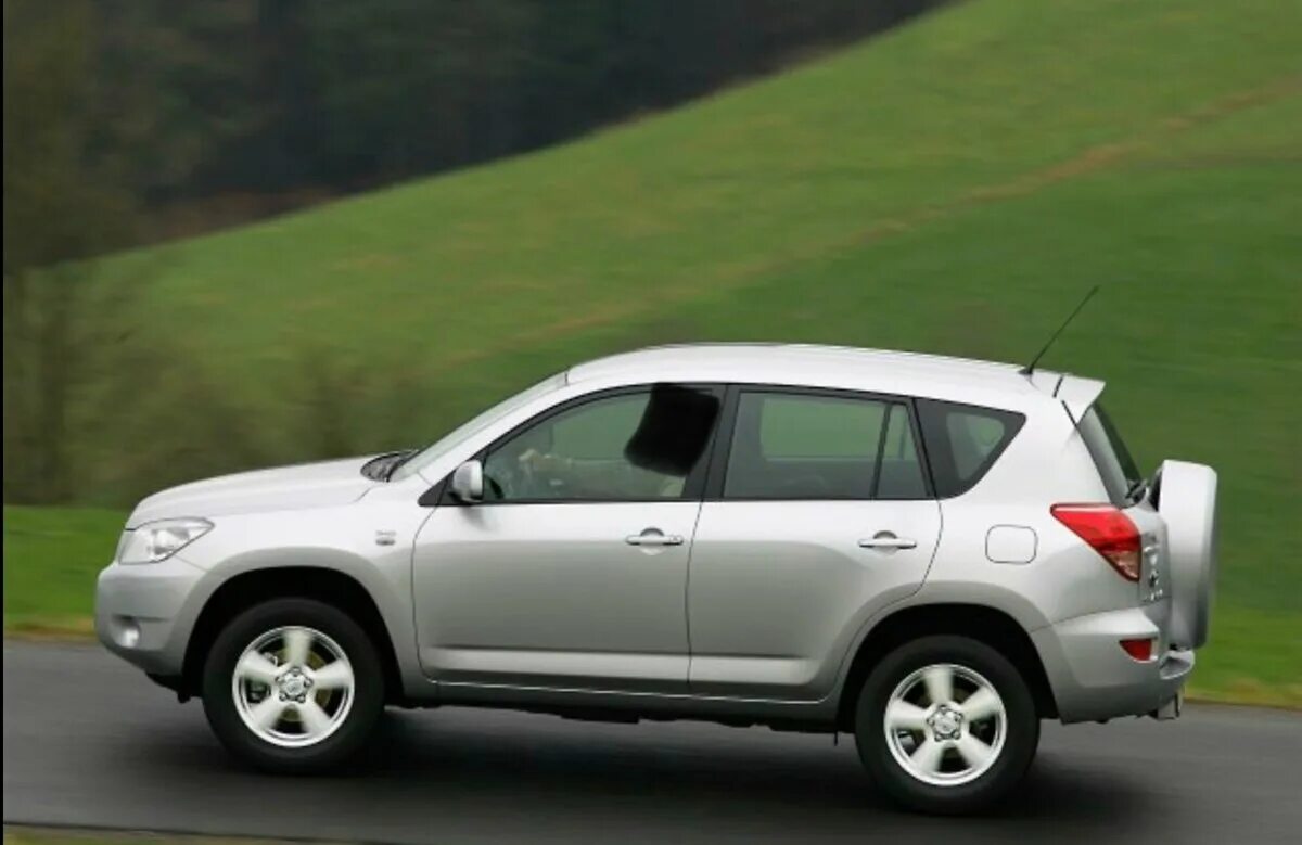 Форум тойота рав. Toyota rav4 2012. Toyota rav4 2008. Рав 4 2012. Рав 4 2008.