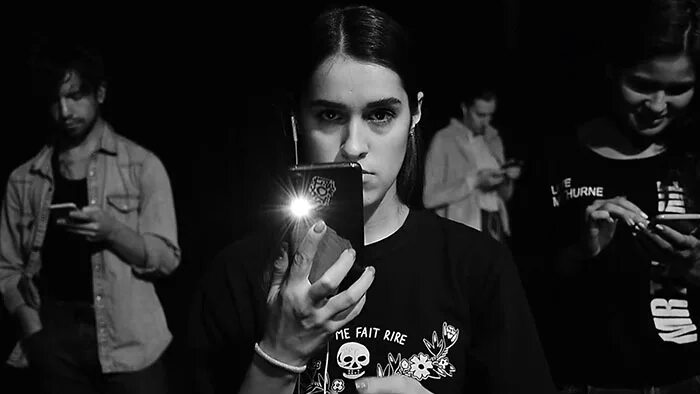 Бутусов дмитрий владимирович. Даниил бутусов сын вячеслава бутусова 2021. Старпёрские песня. Новый клип бутусова. Бутусов дети сидят в интернете.