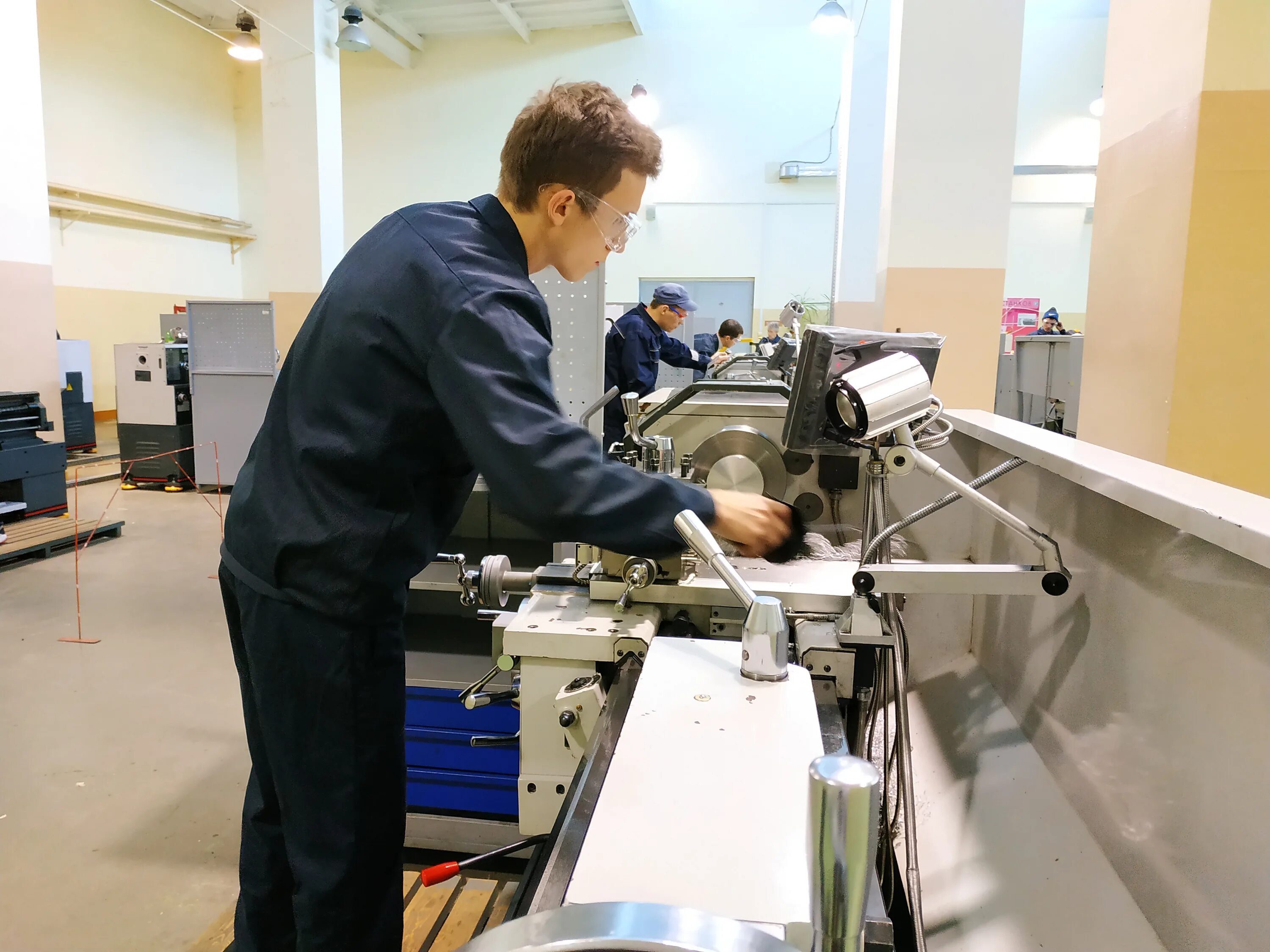 Одк умпо. Пуц умпо уфа сотрудники. Умпо цех 44. 11 цех умпо. Шинный завод нижнекамск.