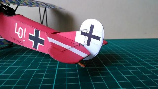 D 7 d 7 2d 1. Fokker 70 Papercraft. Модель из бумаги kartonowa enciklopedia №45 як-15. 4des-7y. Фоккер ф3 1/72 звезда купить.