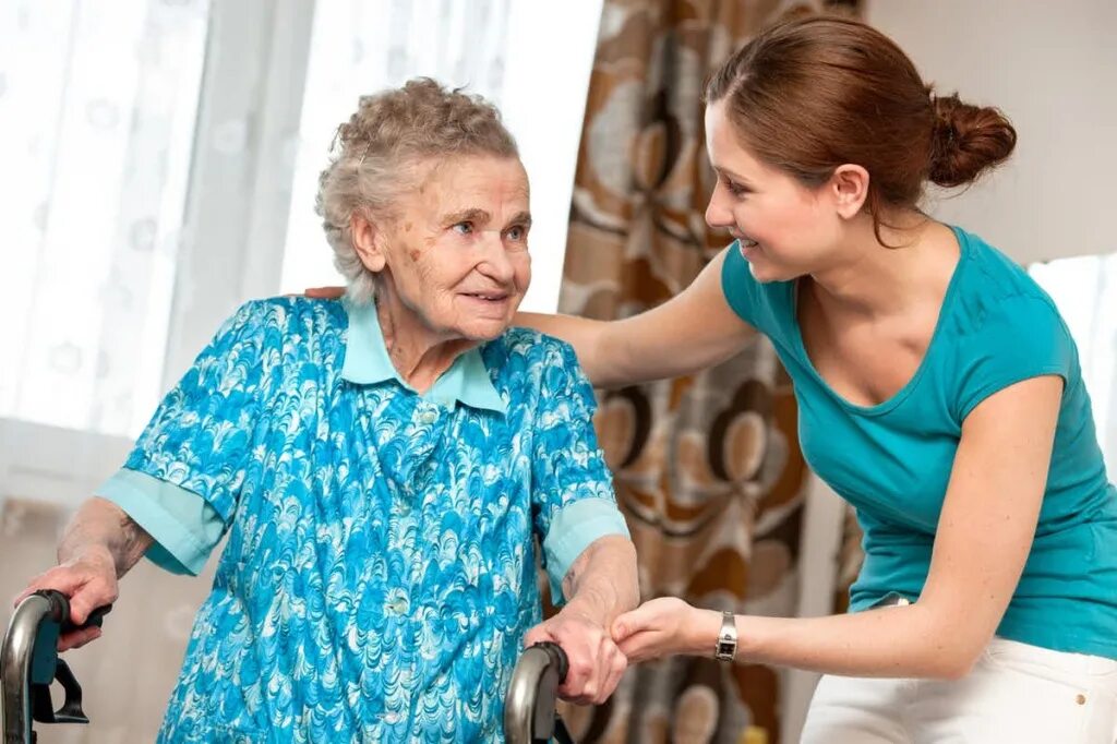Опека пожилых людей после 80 лет. Соц работник. социальное обслуживание пожилых людей. услуги для пожилых людей. социальные услуги пожилым и инвалидам.