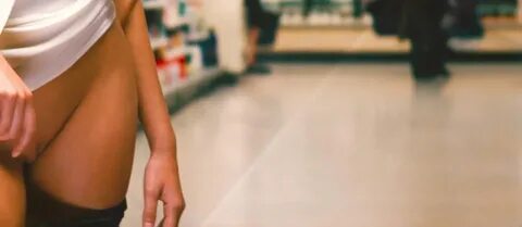 Slideshow cashback 2006 nude.