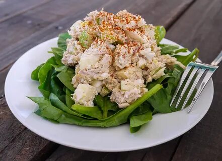 Очень вкусный салат с яблоком