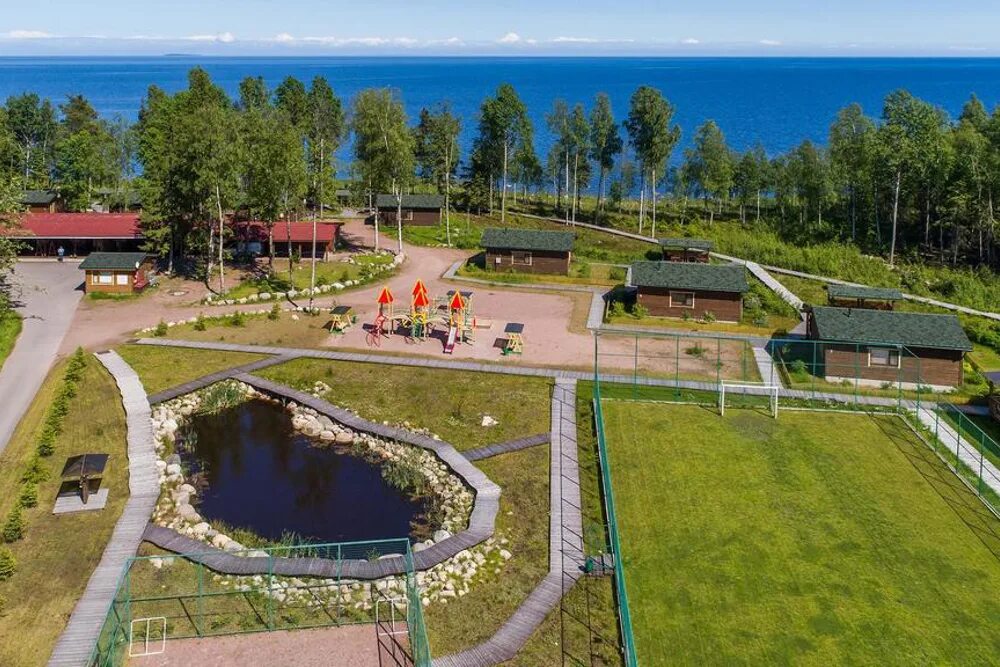 База отдыха приозерский район. Ладога озеро база отдыха в бурнево. Приозерск база отдыха ладога озеро. Долина озер база отдыха приозерский район. Приозерск турбаза робинзон.