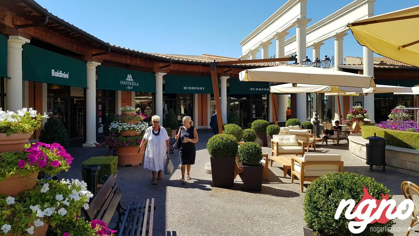 Castel romano designer outlet. Castel romano designer outlet. Casteel romano аутлет ifnk. Кастель романо. Кастель романо.