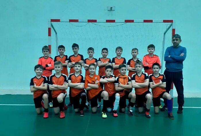 Золотые купола рязань футбол 2008. Золотые купола рязань футбол 2010 2021 года. Футболист маникин рязань. Золотые купола рязань футбол. Золотые купола рязань.