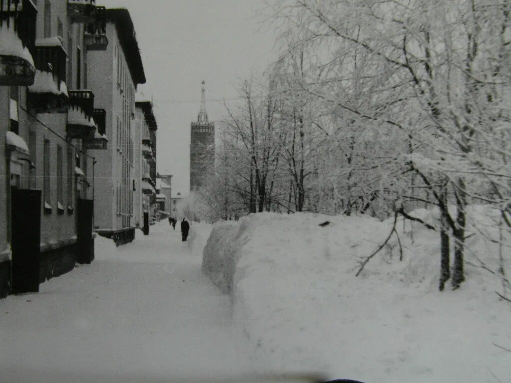 Инта старые фото. Инта фото города. Инта ретро фото. Инта старые фотографии города. Инта на неделю