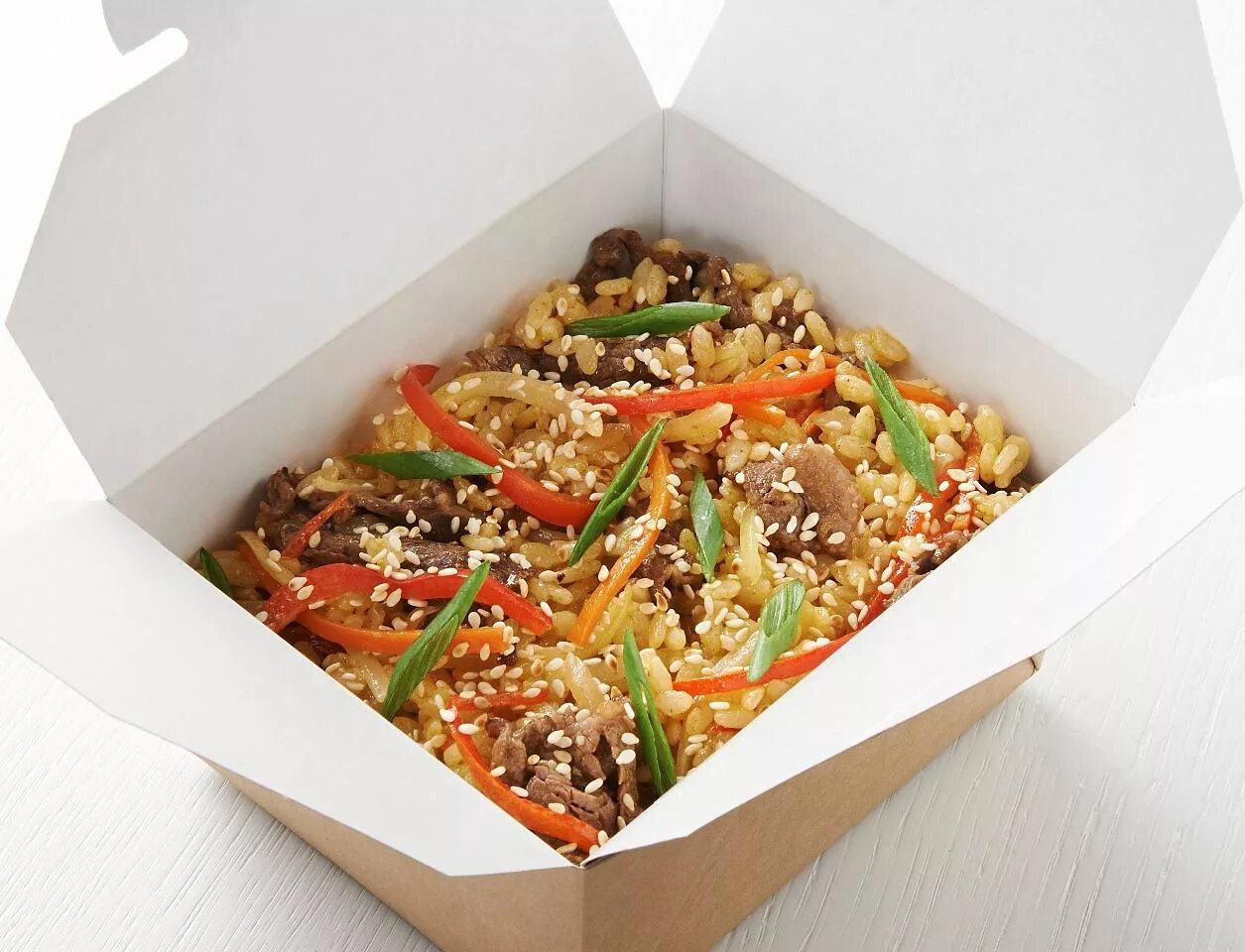 тори тяхан. рис тяхан с морепродуктами. рис вок со свининой. вок рис с курицей. рис тяхан.