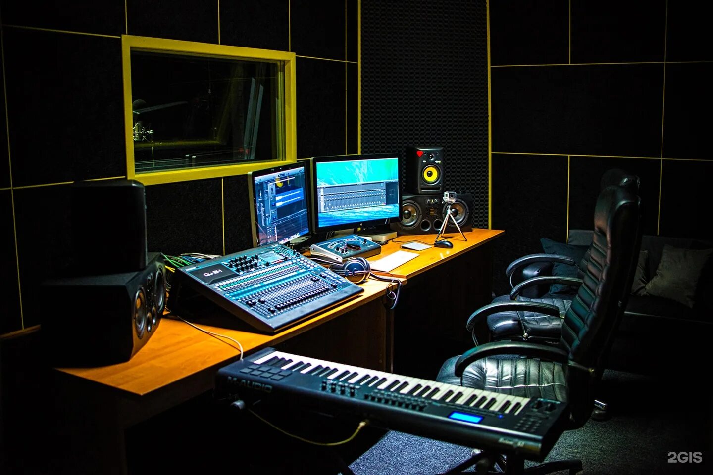 музыкальный продюсерский центр. концертный зал моспродюсер москва. студия звукозаписи григория лепса. зал моспродюсер москва. офис продюсерского центра.