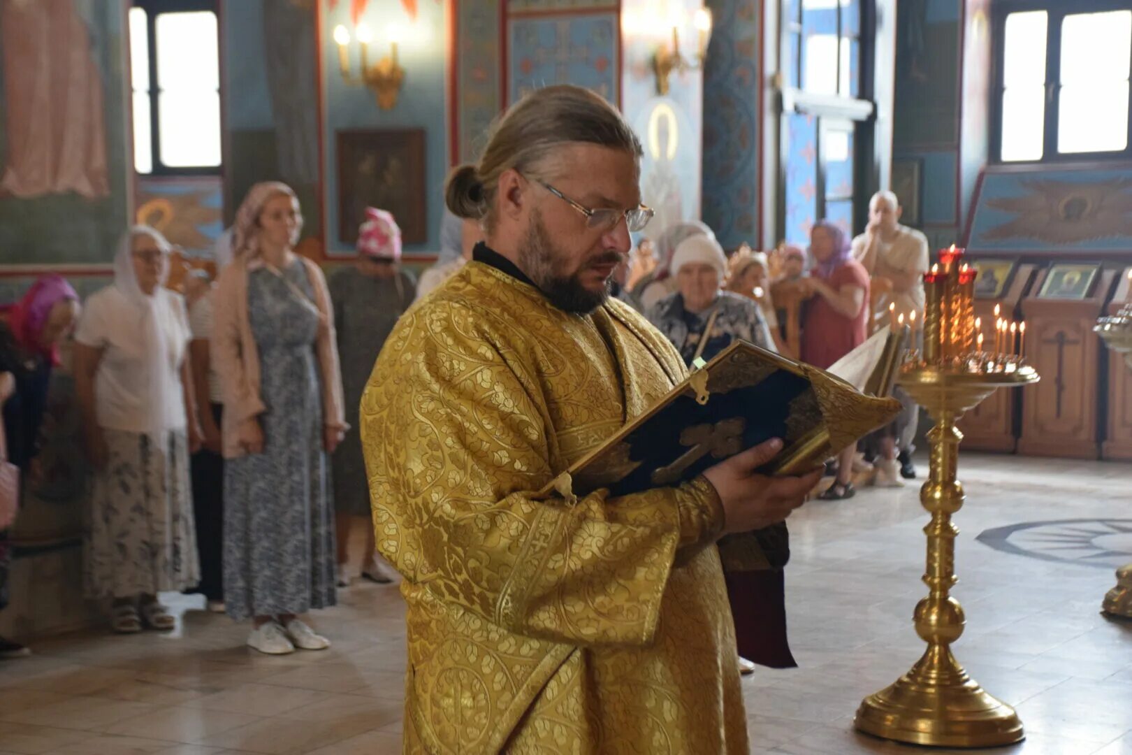 Литургия преображения. Литургия преображения. В лавре служба преображения. Литургия преображения. Патриарх алексий.